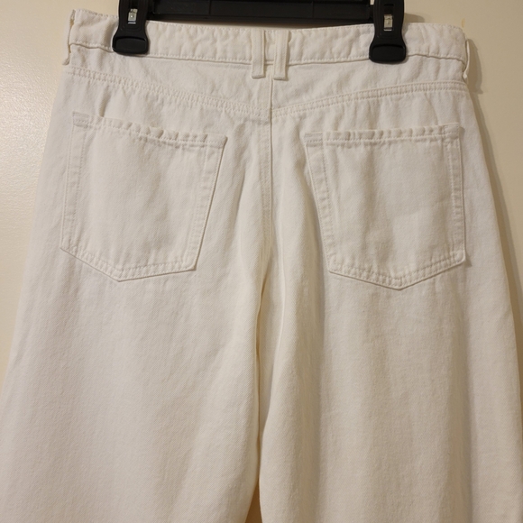 Zara Women's white wide-legged Jeans US Size 10, Cargo Pocket. - Picture 5 of 12